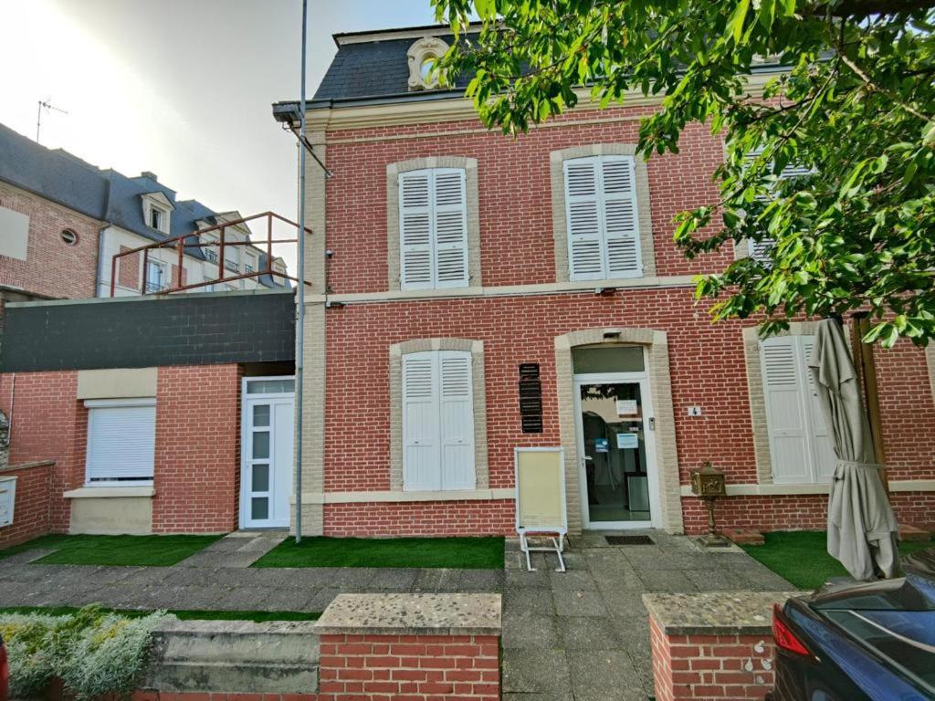 Appartement En Residence Gisors Eksteriør bilde
