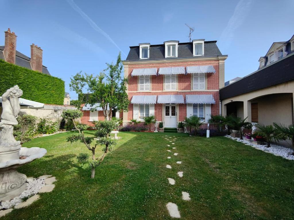 Appartement En Residence Gisors Eksteriør bilde